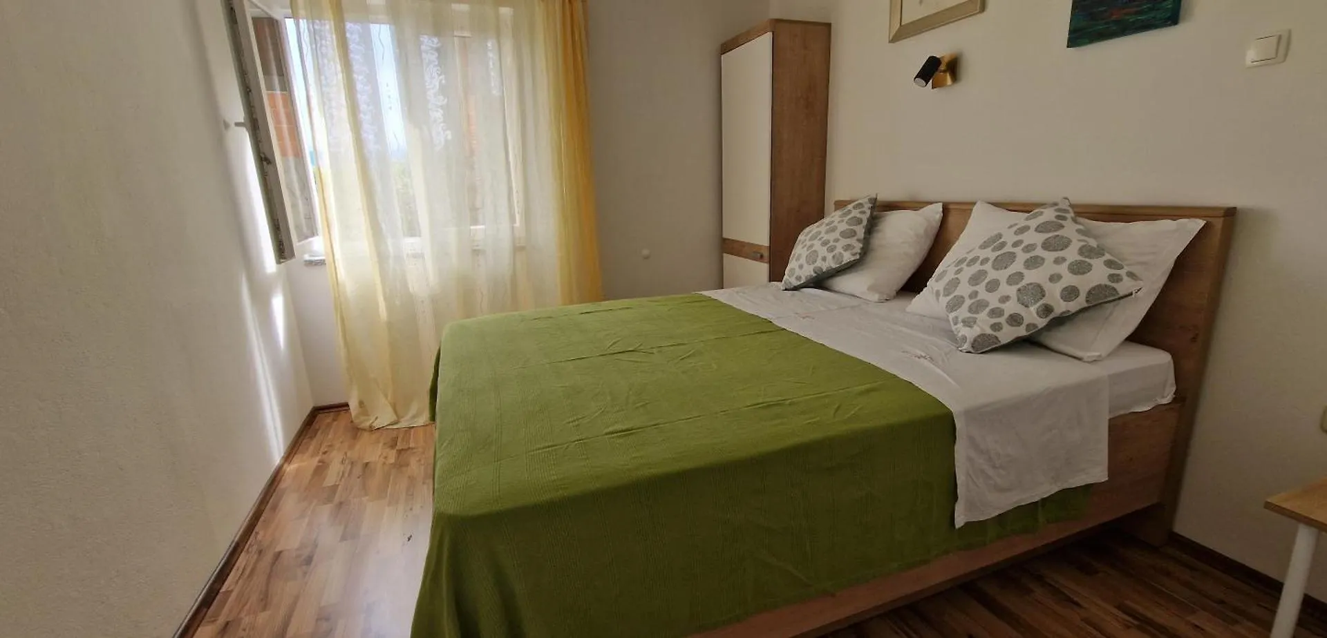 Sunce Apartment Vrbnik 0*,  Croatia